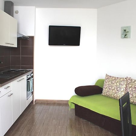 Apartment Maja Krk Town Extérieur photo