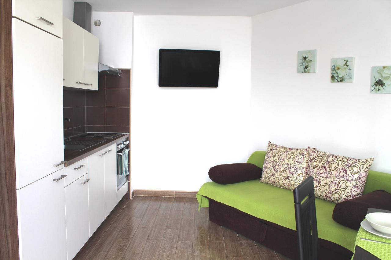 Apartment Maja Krk Town Extérieur photo