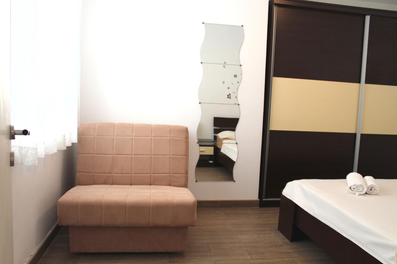 Apartment Maja Krk Town Extérieur photo