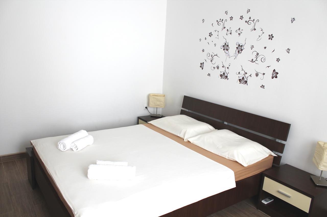 Apartment Maja Krk Town Extérieur photo